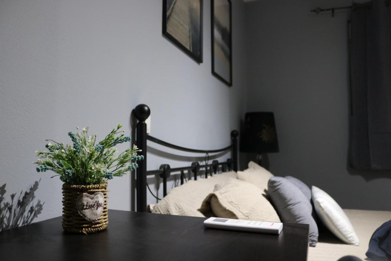 Semi-Basement 50Sqm Apartment Near Kos Citycenter Luaran gambar